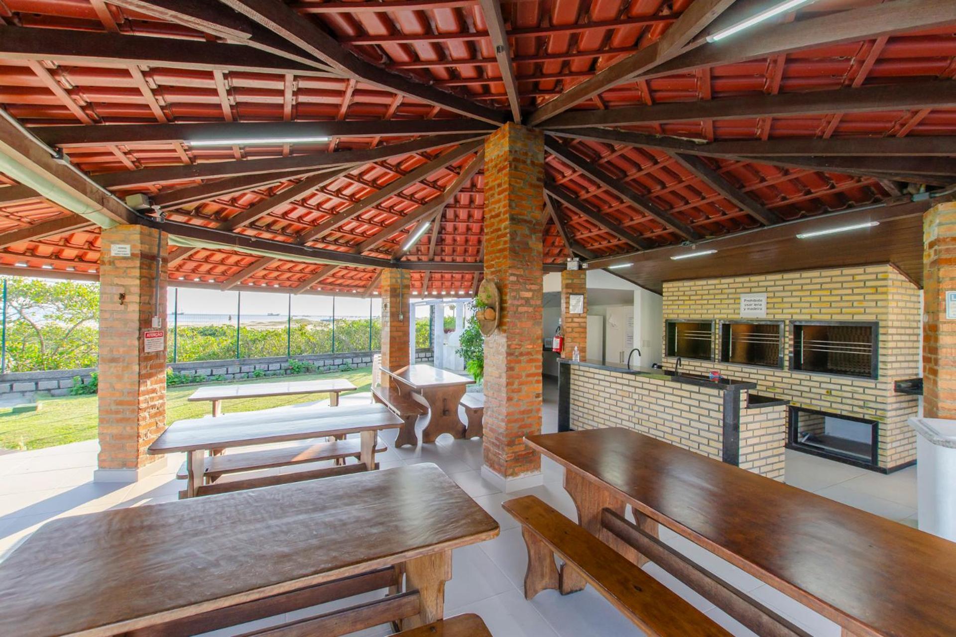 Apto Pe Na Areia Em Condominio Com Piscina N1298 Florianópolis Exterior foto